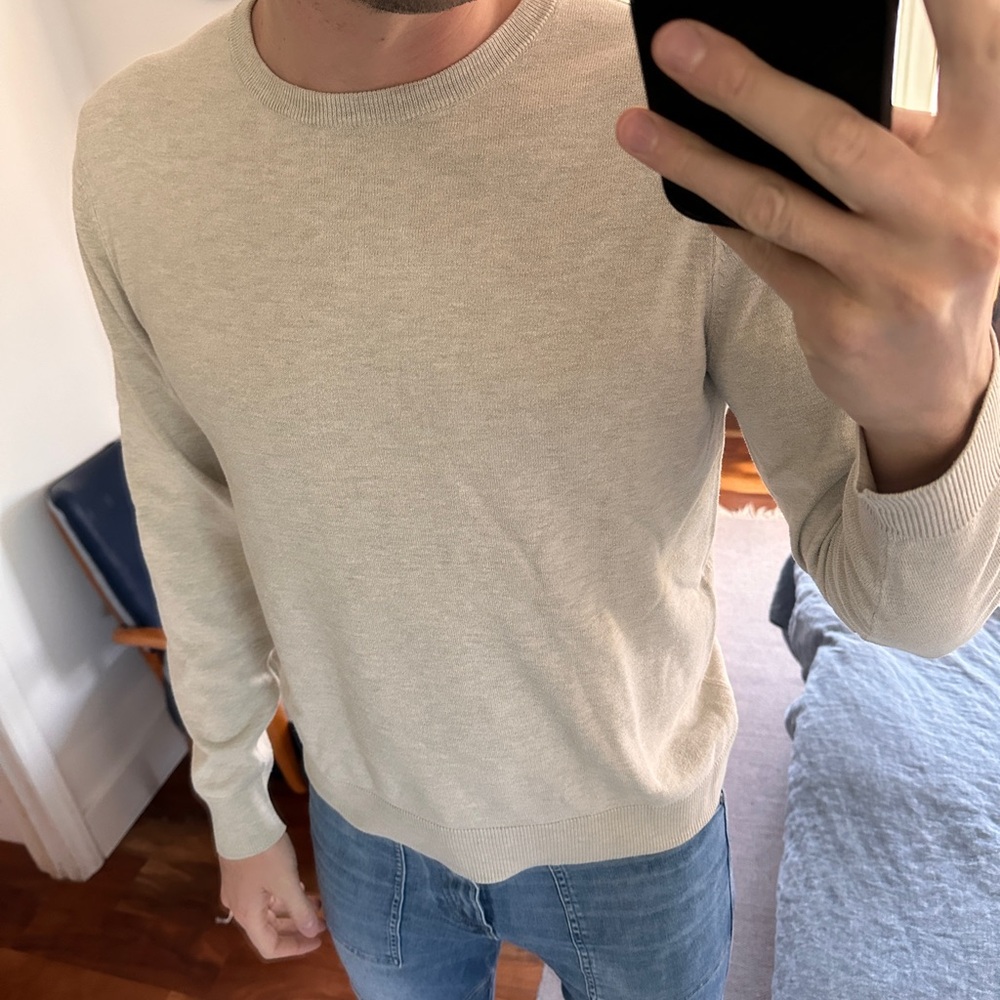 Old Navy Men's Cream Sweater